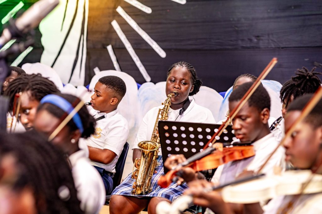 Association international School - image